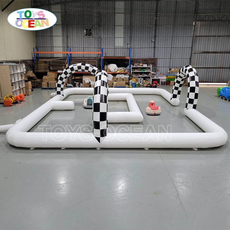 Надувная гоночная трасса из ПВ – обзор и цена Sports Equipment And Facilities
